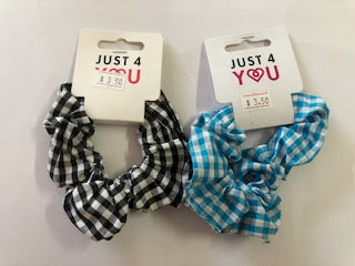 SCRUNCHIE GINGHAM PRINT