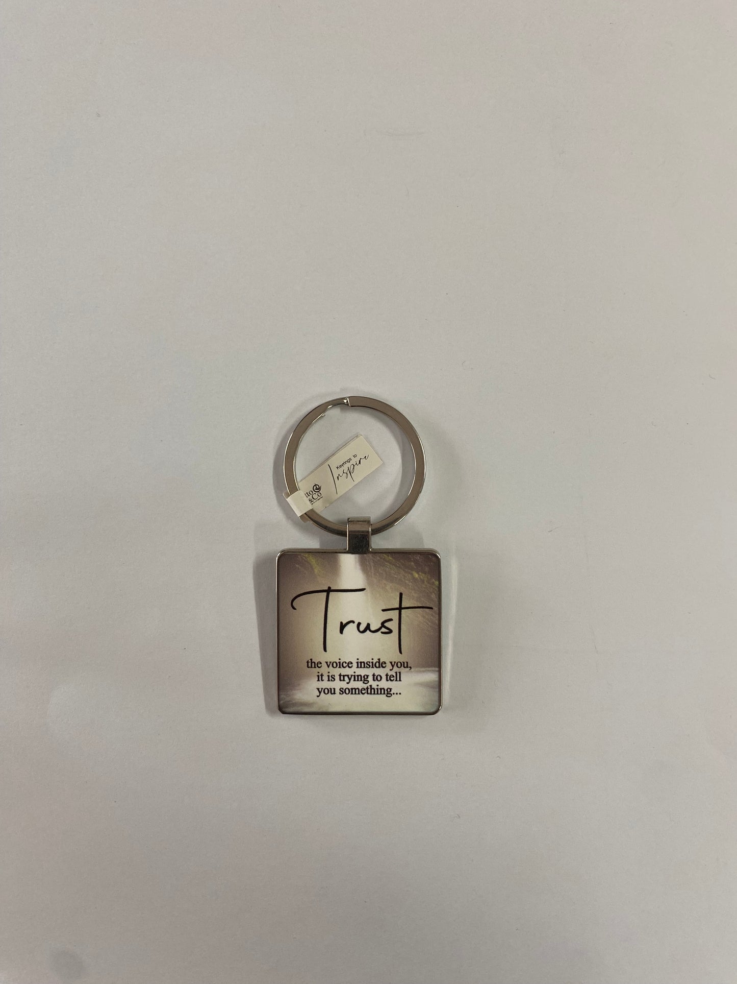 KEYRING TO INSPIRE TRUST