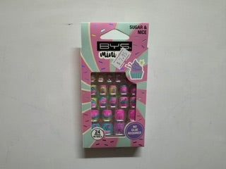 NAILS PRESS ON MINI ME SUGAR & NICE