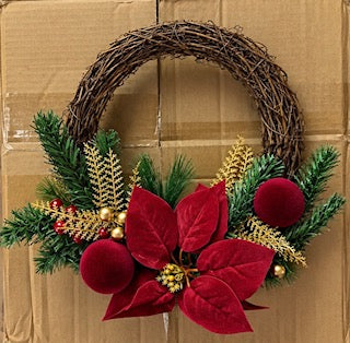 WREATH RUSTIC W/POINSETTIA & BERRIES