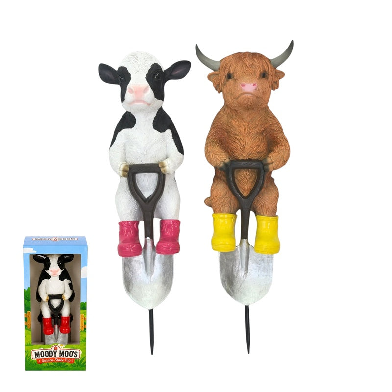COW ON SHOVEL GARDEN STAKE 45CM