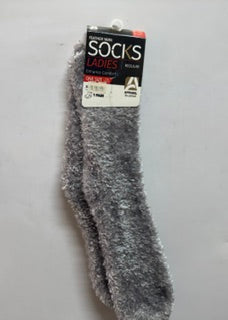 SOCKS LADIES FEATHER YARN