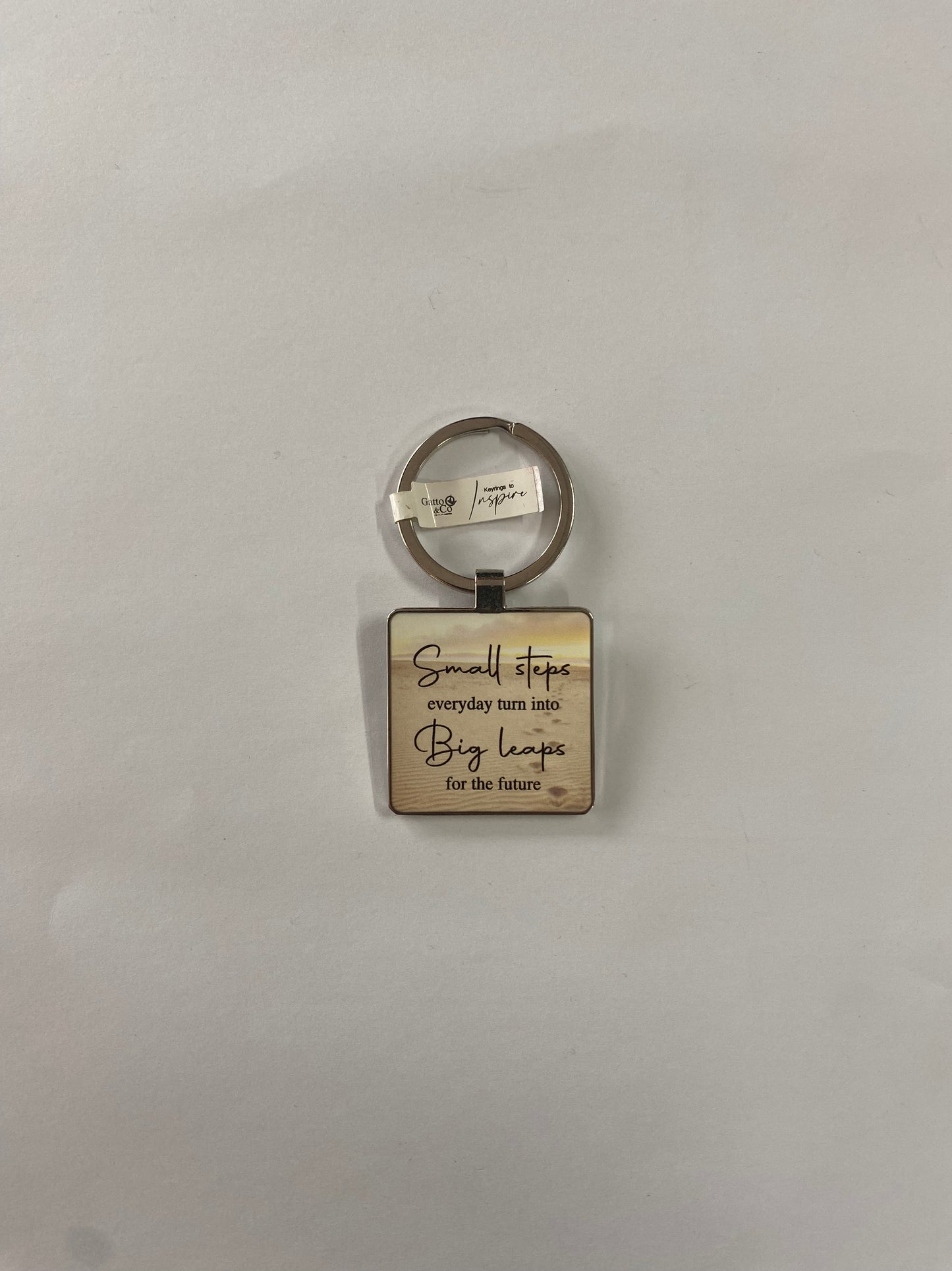 KEYRING TO INSPIRE SMALL STEPS