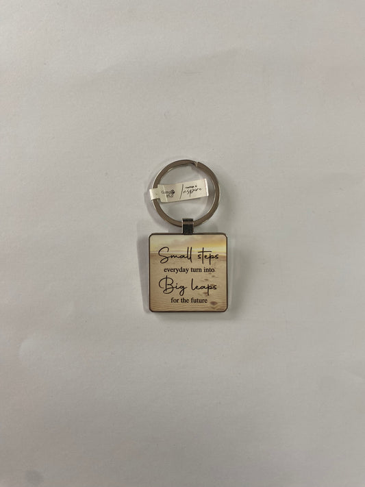 KEYRING TO INSPIRE SMALL STEPS