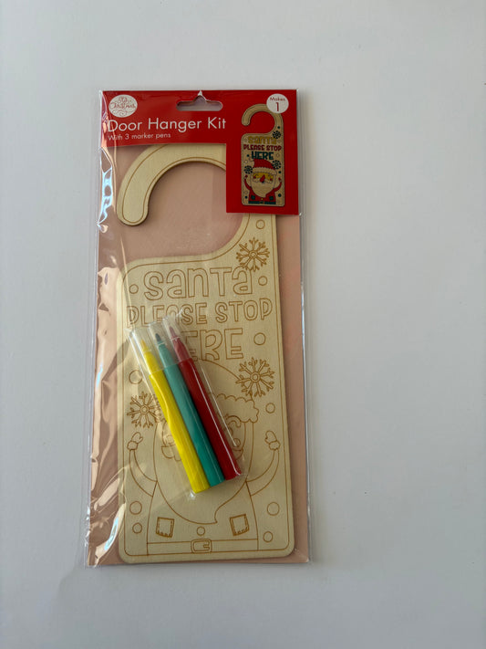 XMAS WOODEN DOOR HANGER KIT