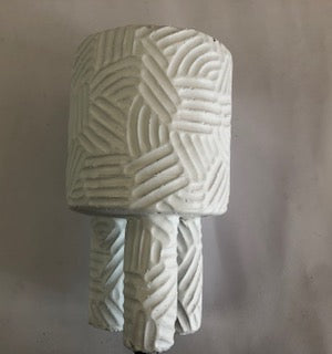 PLANTER W/LEGS WHITE TALL