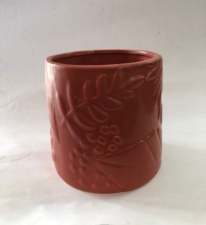PLANTER W/FOLIAGE LOOK BERRY MED