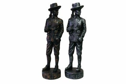 ANZAC STATUE SOLDIER STANDING 49CM ASST